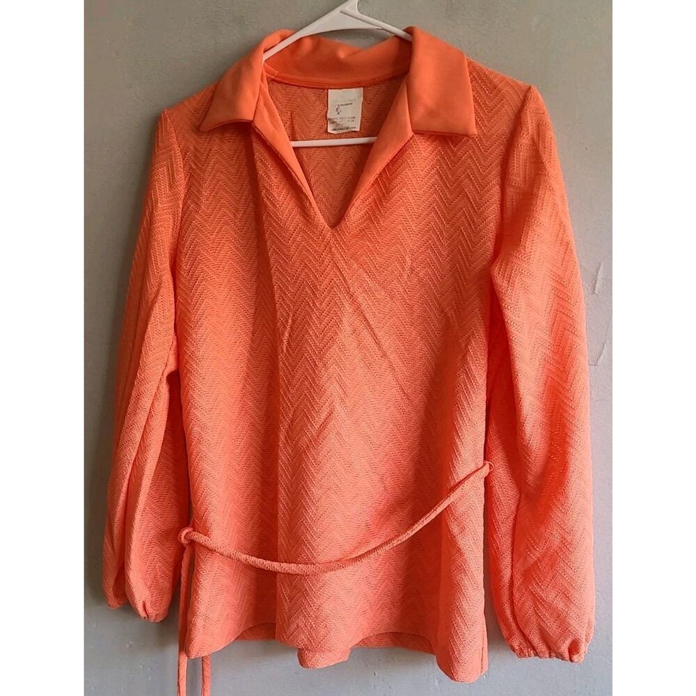 Vintage 1970s women's large coral textured chevron collared shirt USA Union Made